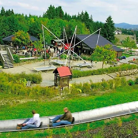 Modernes Neben Einem Skigebiet ヴィンターベルク