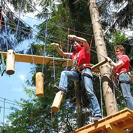 Modernes Neben Einem Skigebiet ホテル 2*